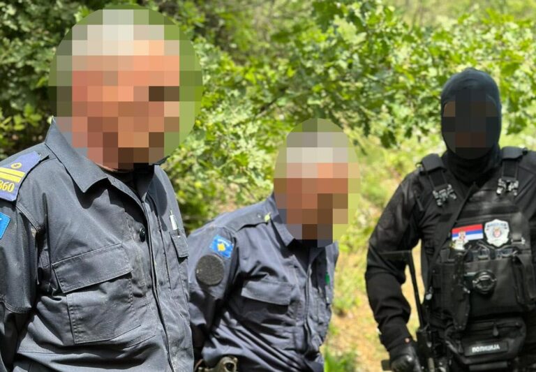 HAPENJE PRIPADNIKA KOSOVSKE POLICIJE