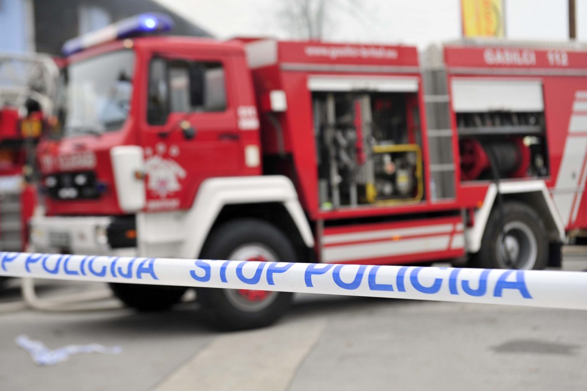 1624108770-ILU20131107_URS7986-1200x800