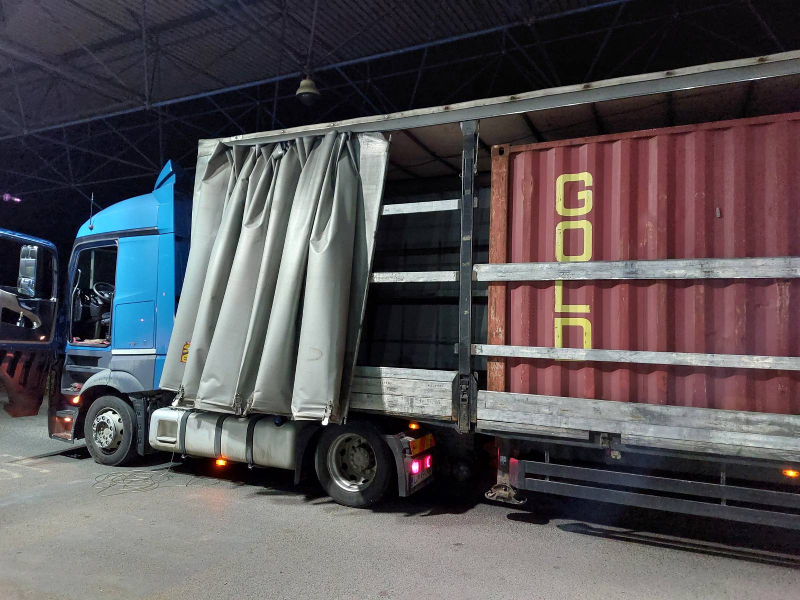 Vozilo u kojem su krijumčareni državljani NR Kine