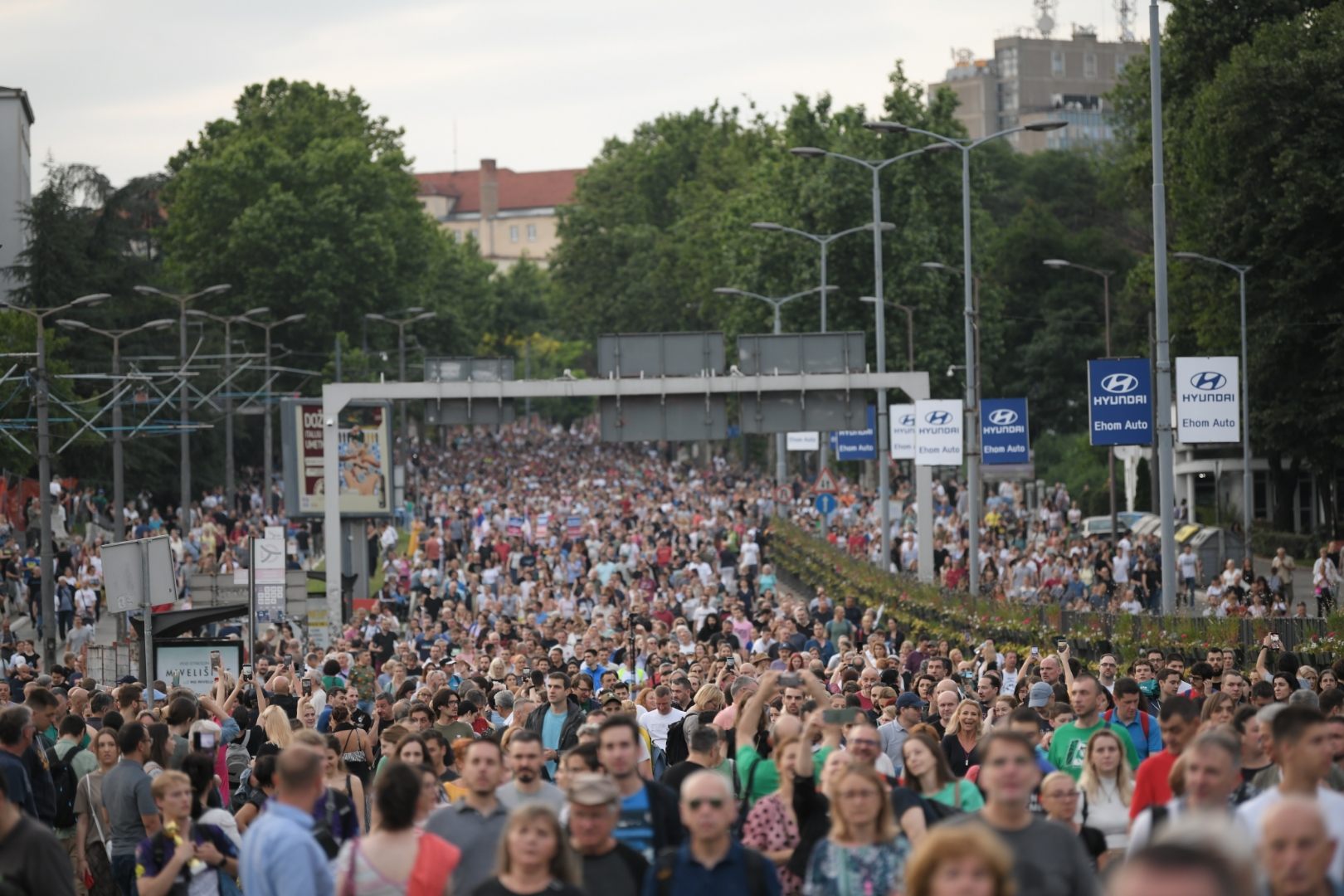U Beogradu protesti protiv nasilja: Žrtve masovnih ubistava ne smeju da budu uzaludne