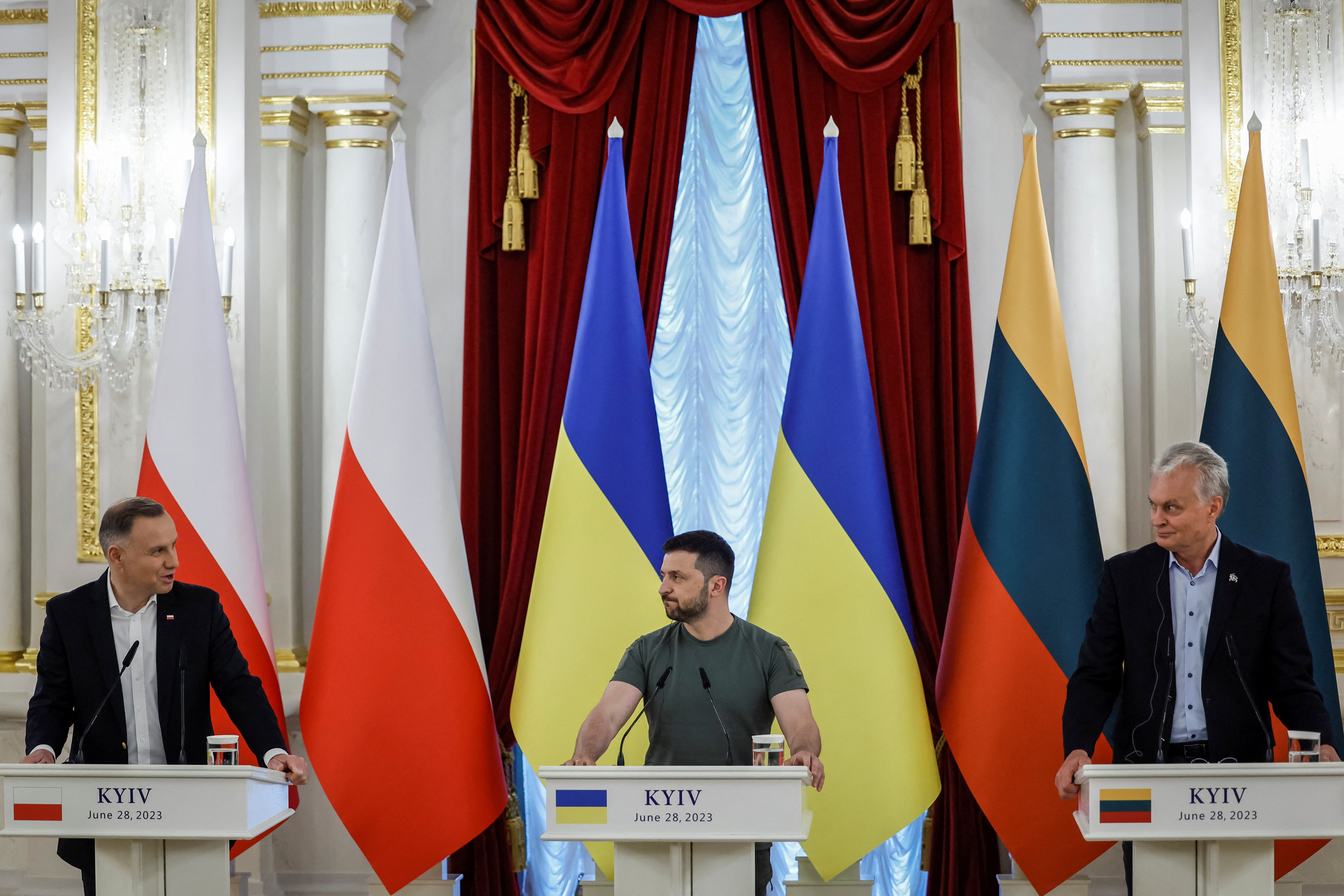 Ukraine's President Zelenskiy, Polish President Duda and Lithuanian President Nauseda attend a press conference in Kyiv