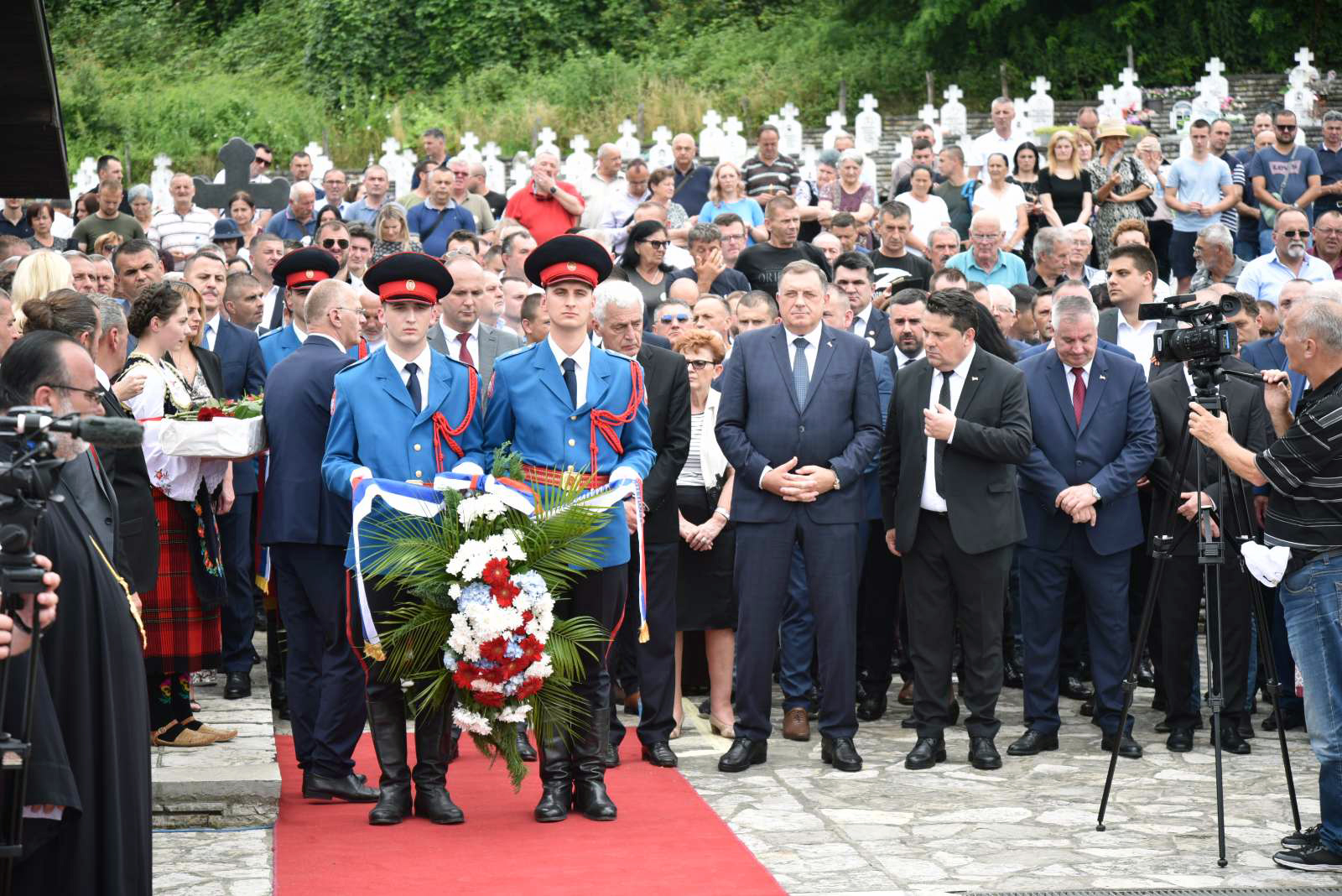 Братунац-  полагање вијенаца-3