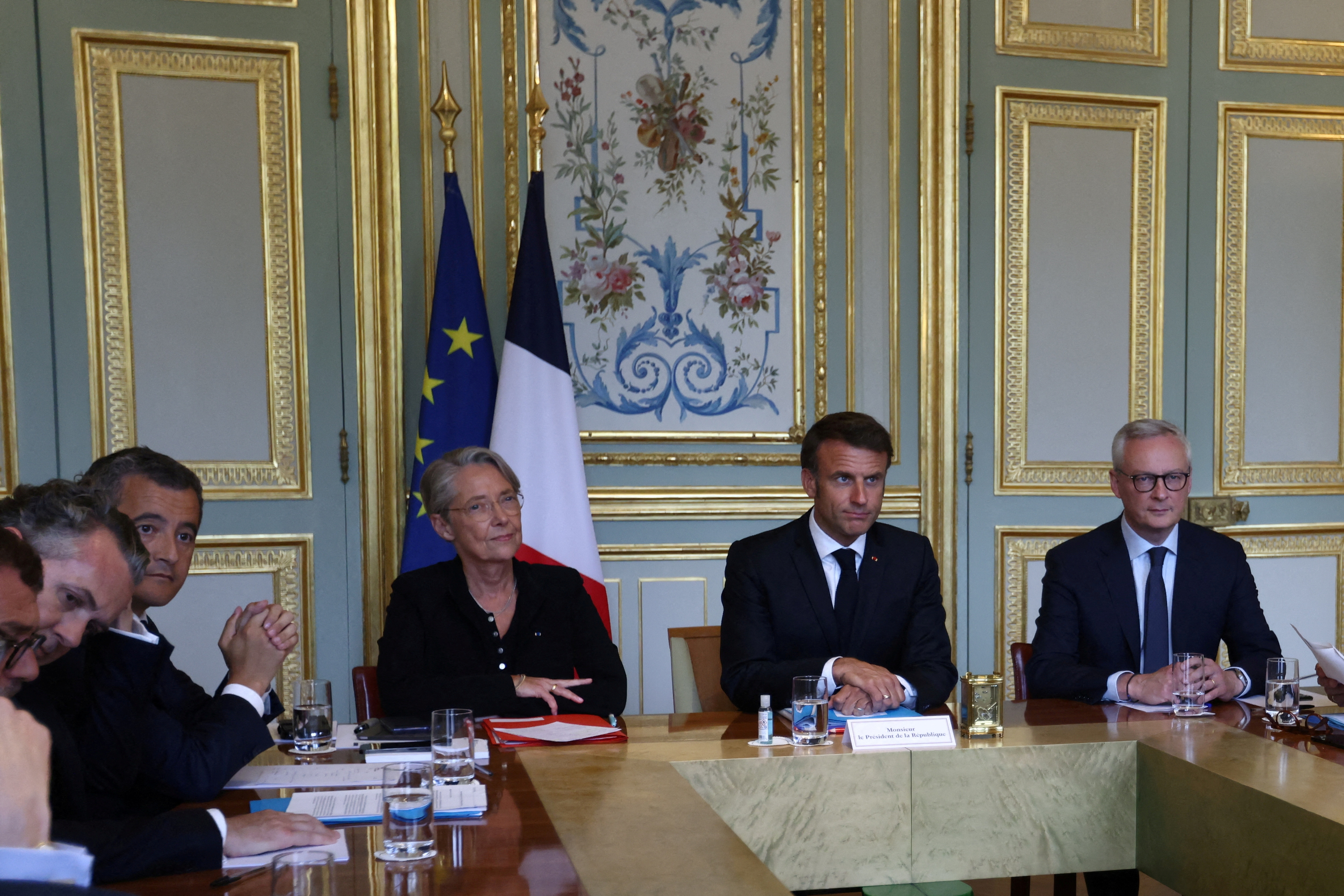 French government emergency meeting after riots