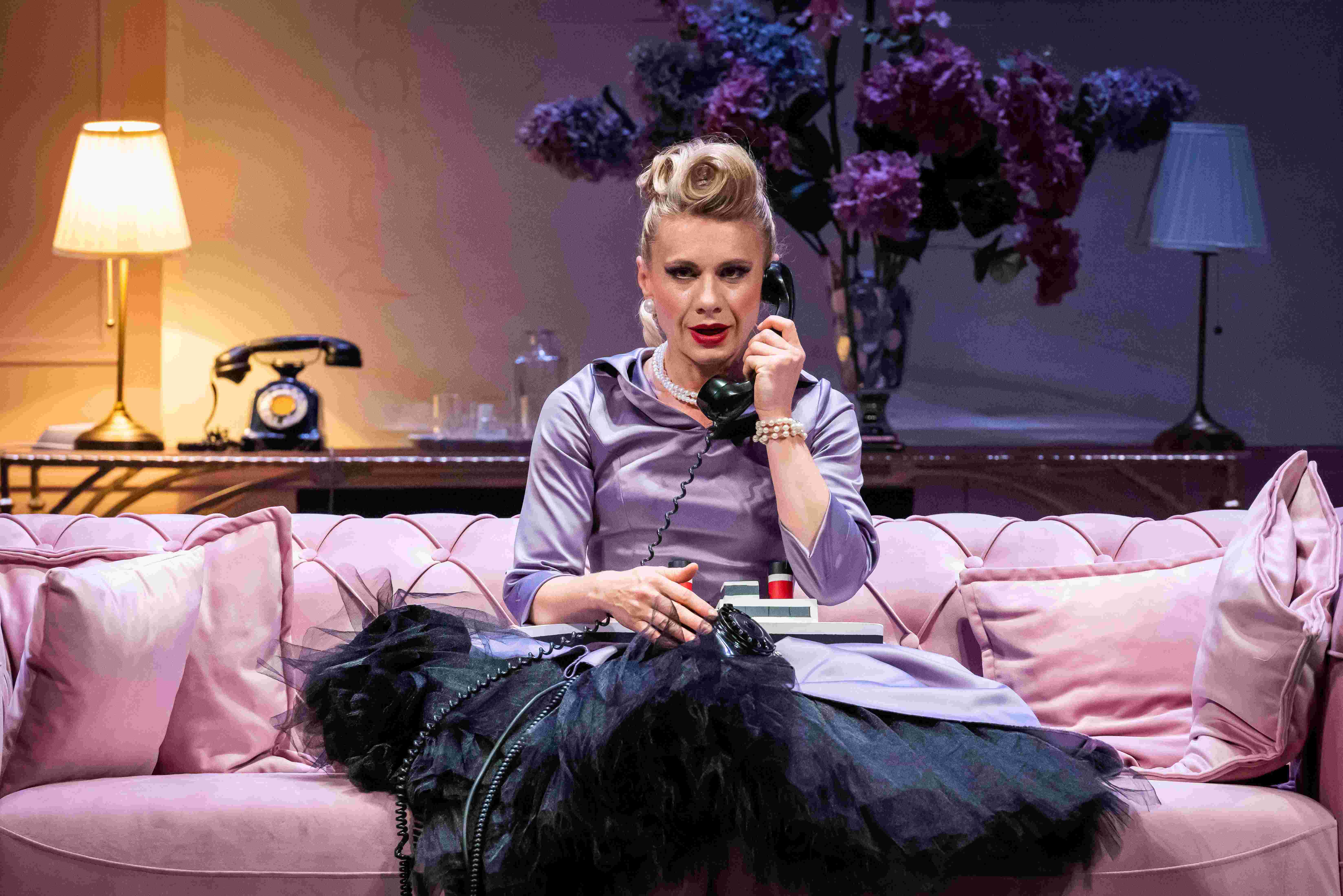 VH - NP -Telefon - 23-4-2022-58