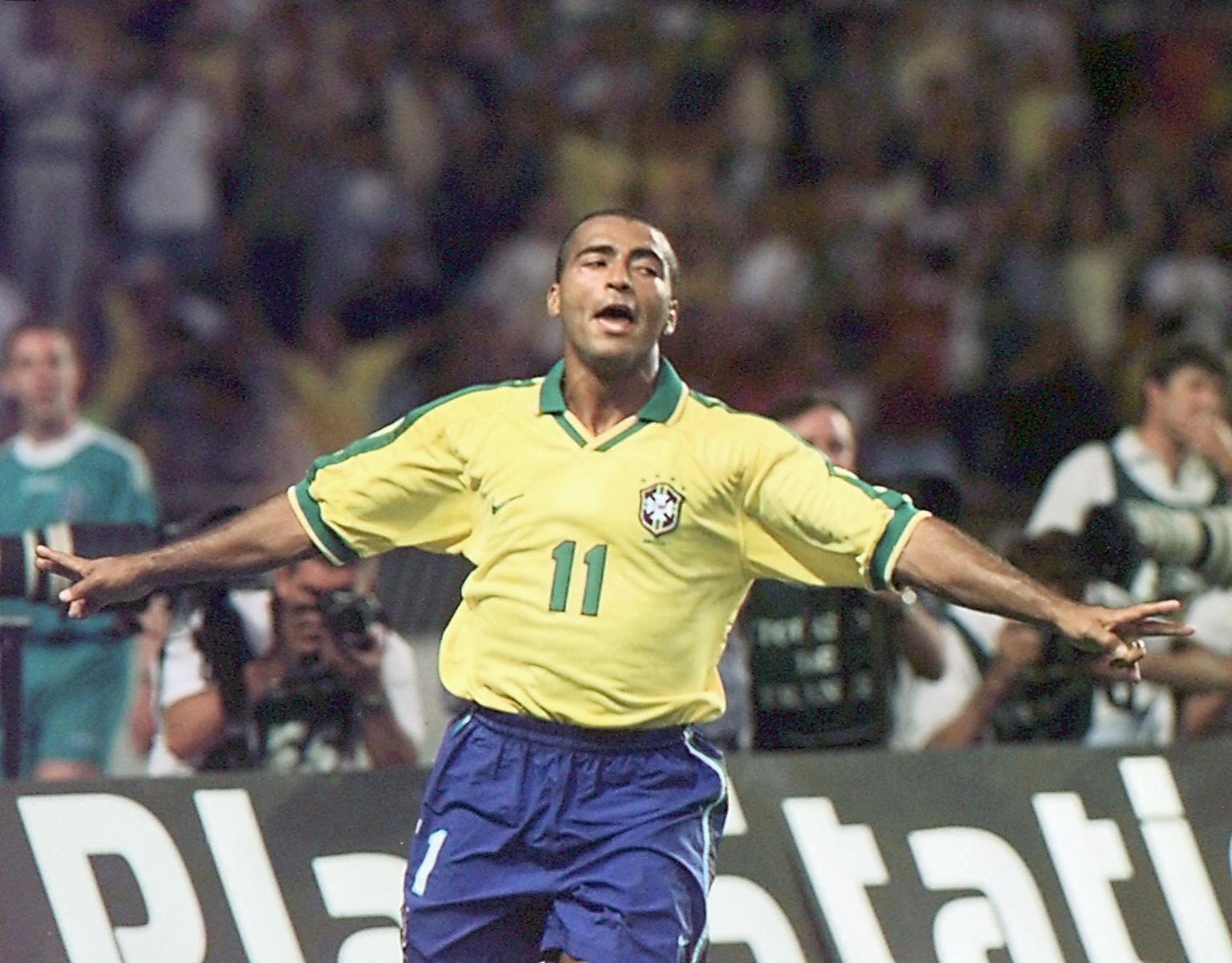 FOOT-BRESIL-ANGLETERRE