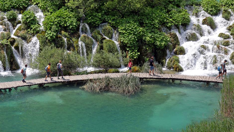 Plitvička jezera (Ilustracija)