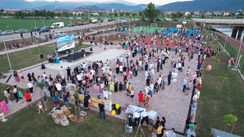 Sportsko-rekreativni centar "Čarli" Emir Bogunić