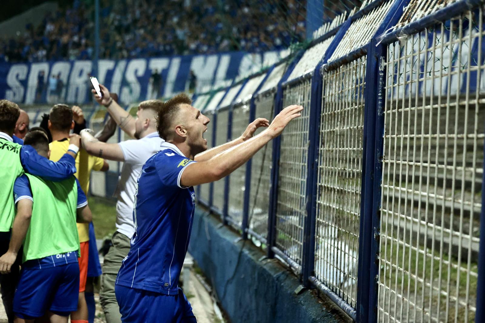 Joseph Amoah FK Željezničar Neftchi UEfA CONFERENCE LEAGUE-07-27_21-58-02-071-07-Joseph Amoah FK Željezničar Neftchi UEfA CONFERENCE LEAGUE-57-41-647