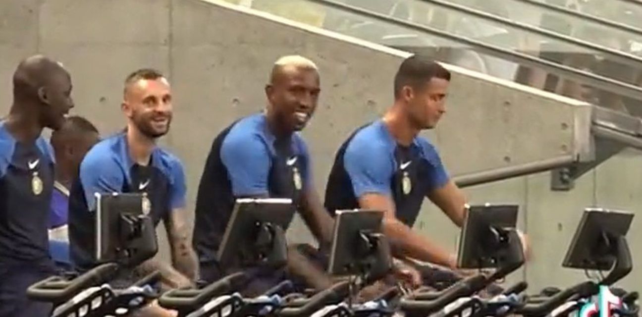 62598471-marcelo-brozovic-i-cristiano-ronaldo-sa-suigracima