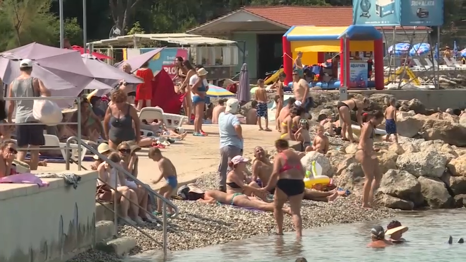 krks-sezona-more-kupaci-