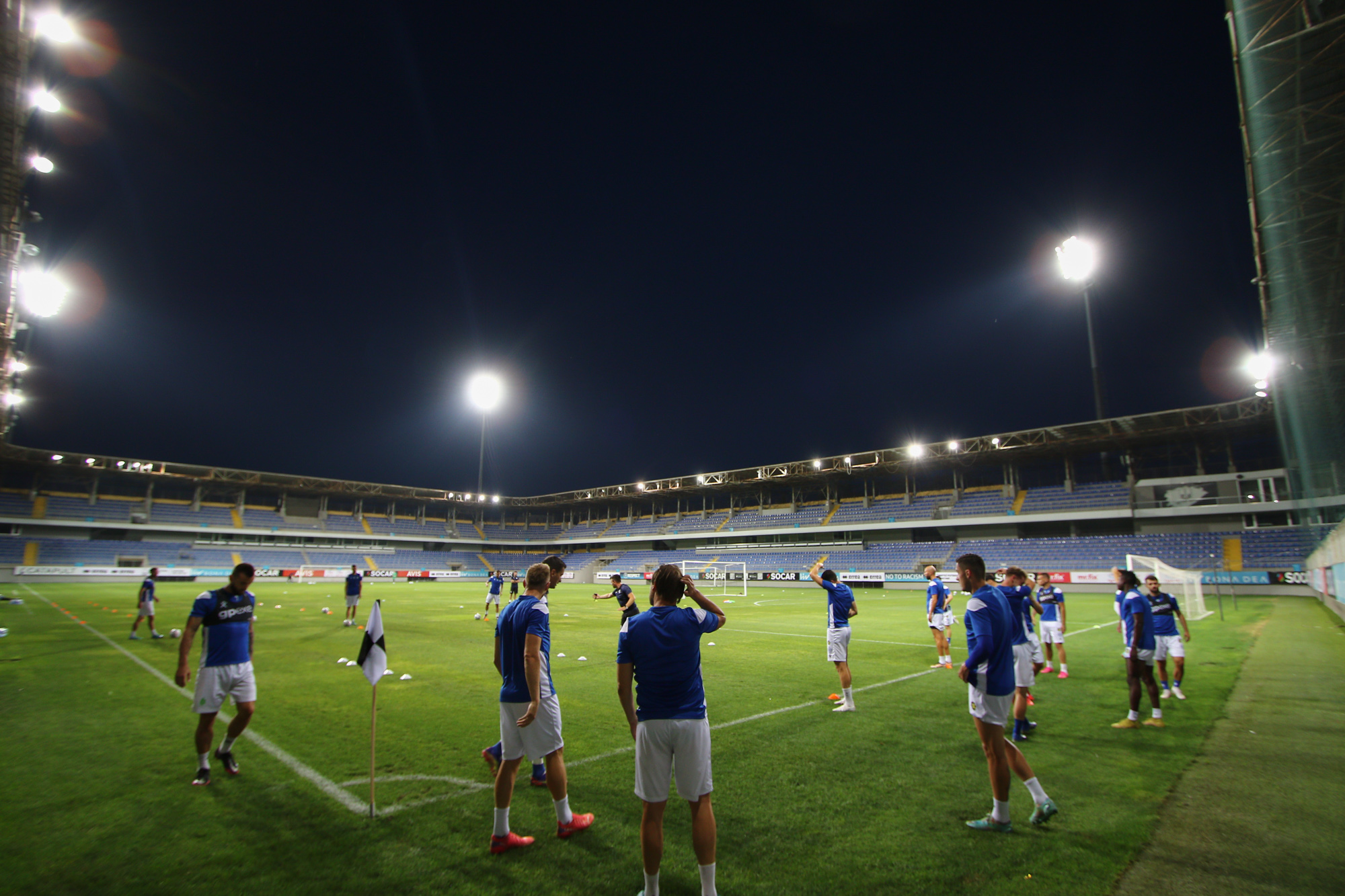 fk zeljeznicar neftchi 5