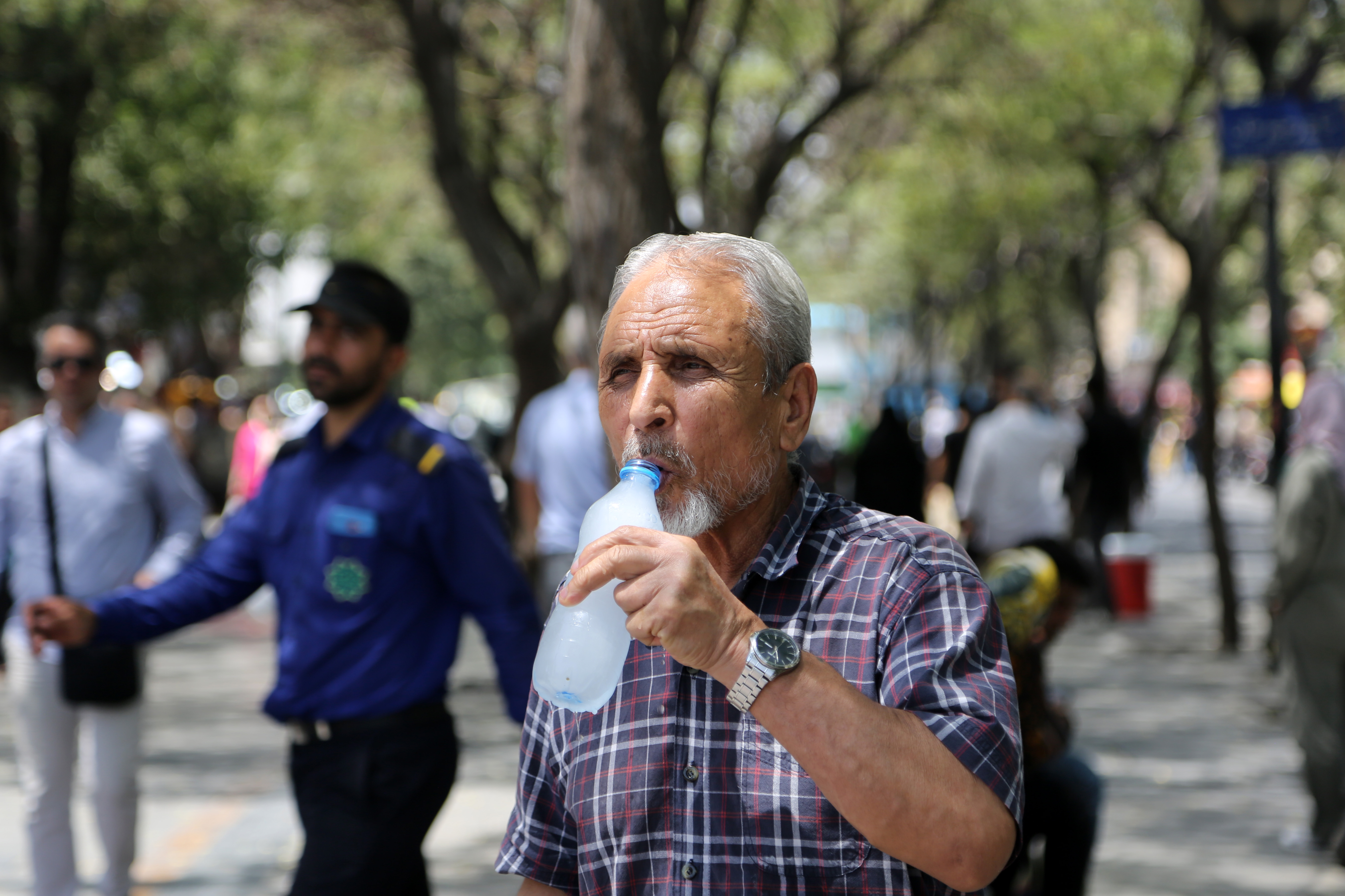 Dvodnevni odmor u Iranu zbog ekstremnih vrućina: Teheran gotovo "prazan"