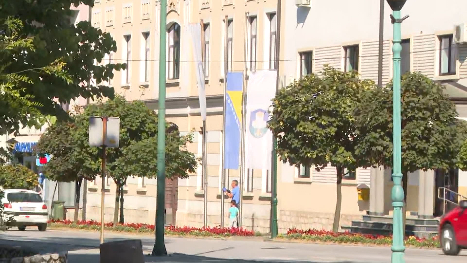 sa-inserti anketa-120823-tad-2023-08-12T09-52-01.838-000000.000(20230812-095414153).mxf.09_46_30_18.Still001