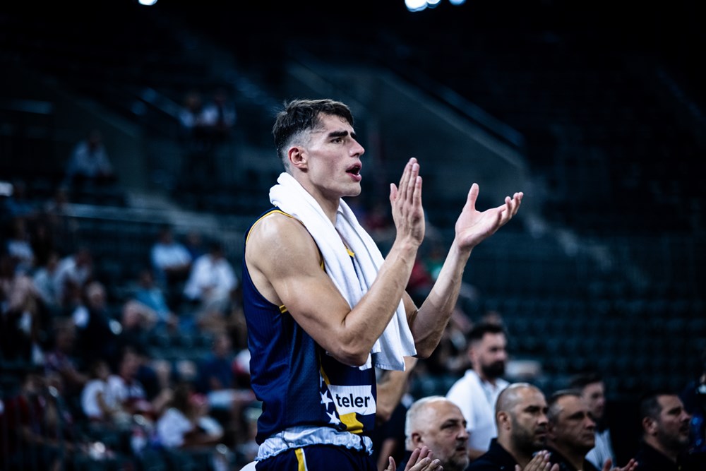 Luka Garza 3