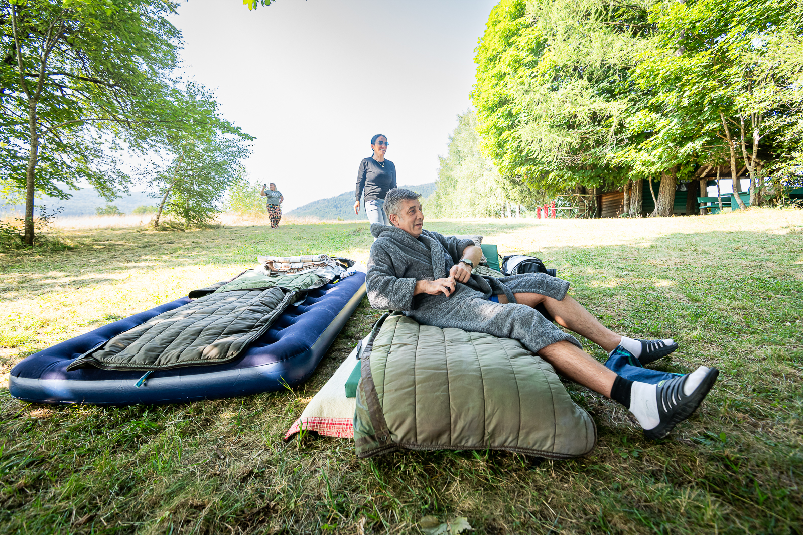 Počelo takmičenje u ležanju u Crnoj Gori: 21 učesnik u borbi za 1.000 eura