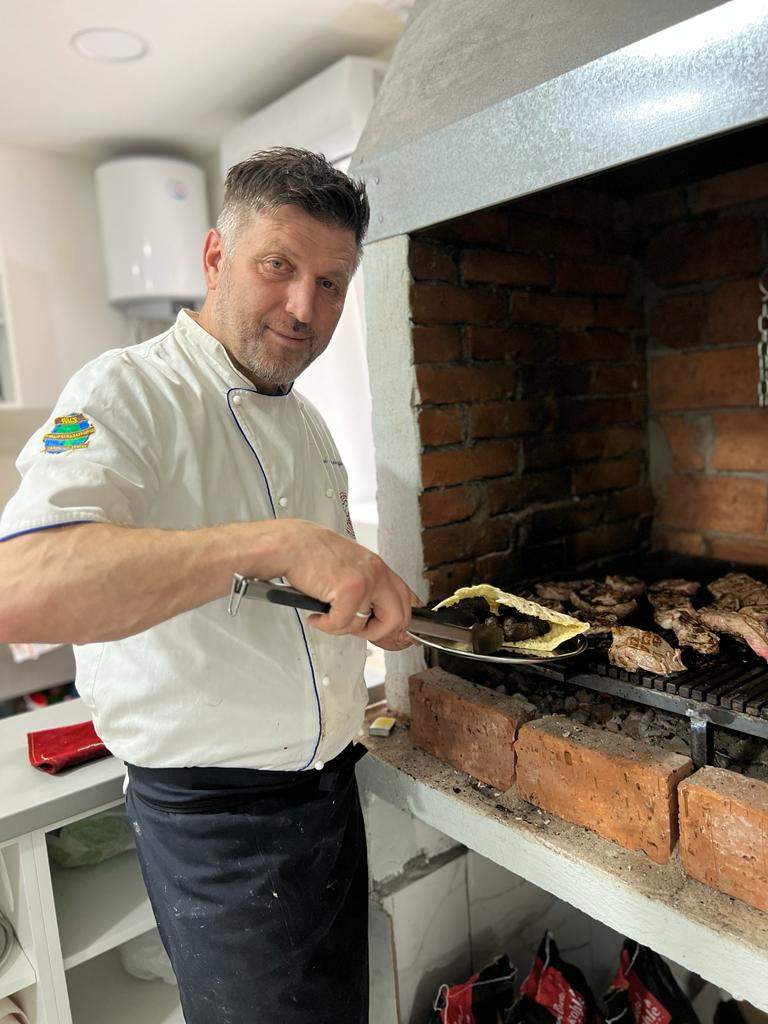 1692440927-AA-20230819-31949365-31949361-TREBINJE_DOBIJA_PRVI_HALAL_RESTORAN.jpg