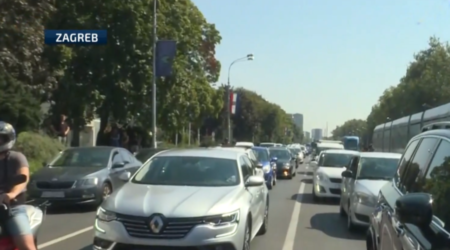 1692610029-4949489498-900x500