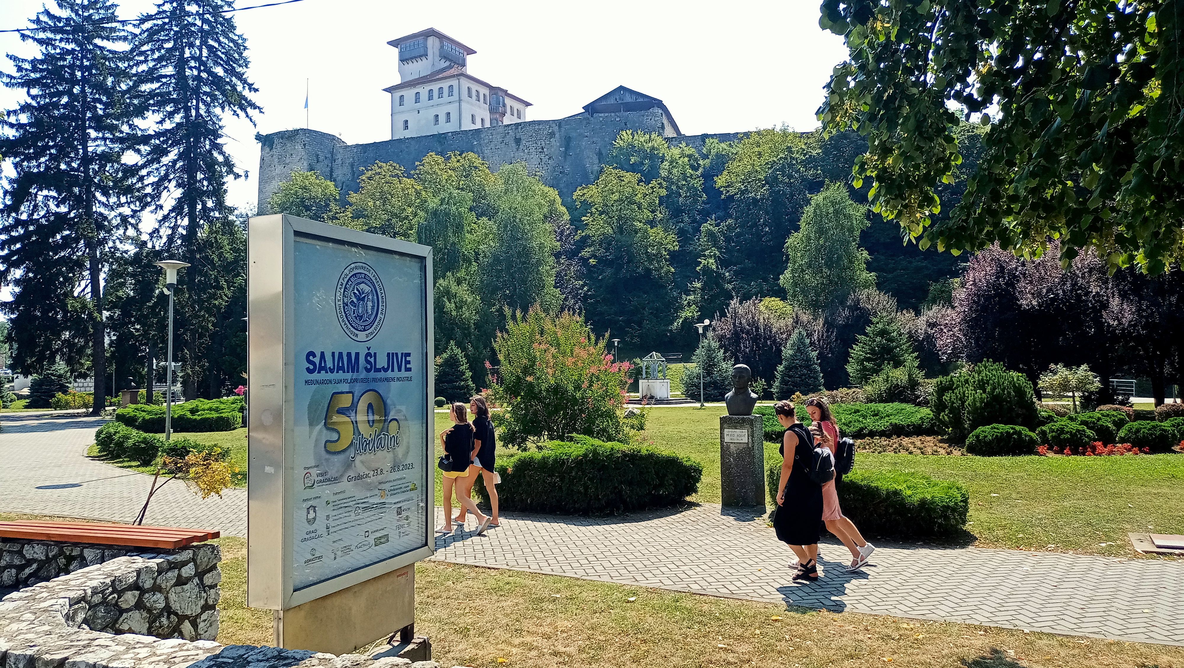 Gradacac docekuje goste za 50. sajam sljive