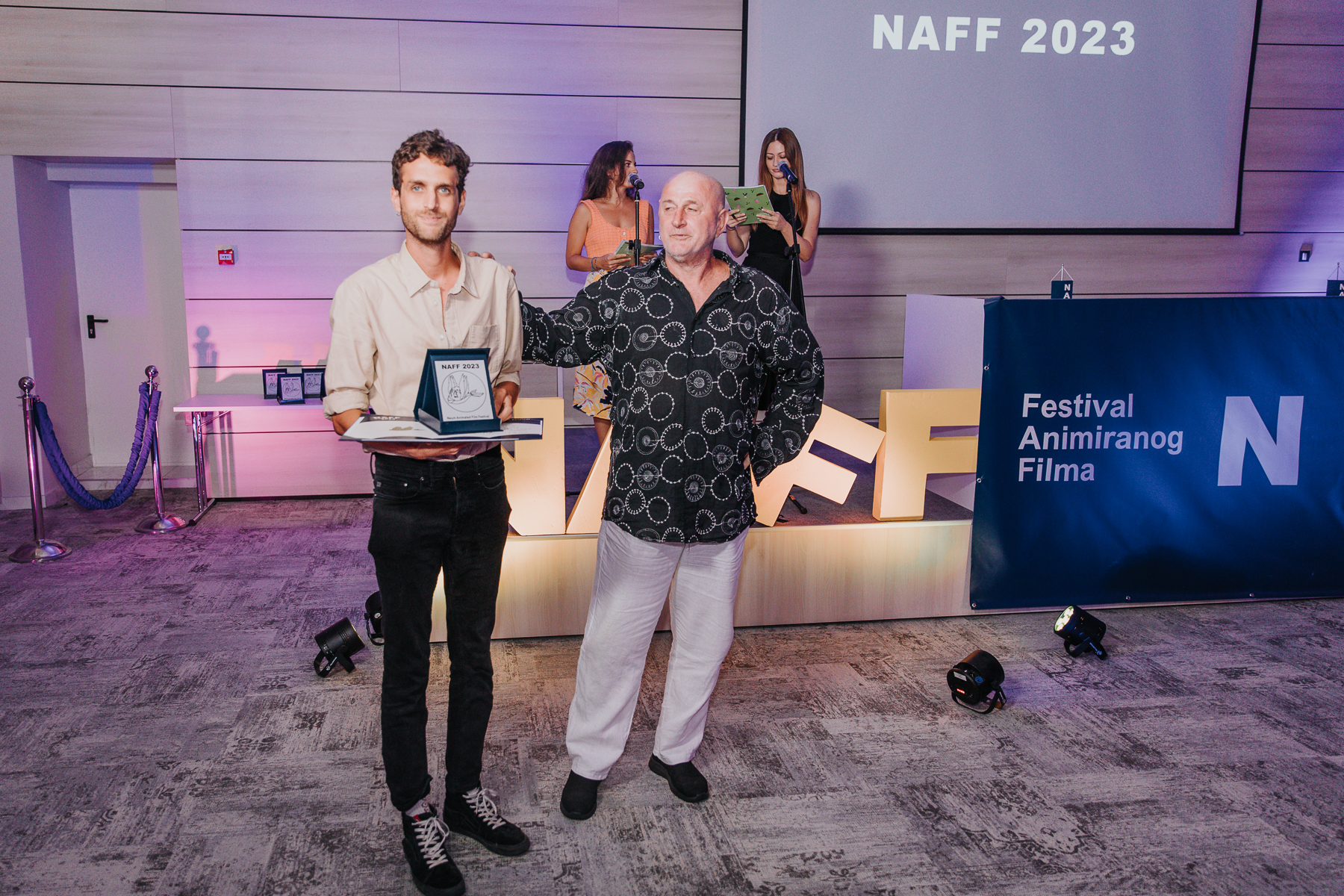 Thomas Kunstler, Grcka - dobitnik dvije nagrade (1)