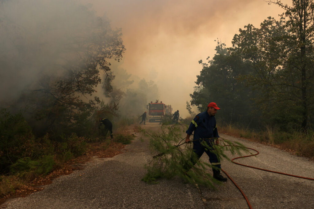 1693567049-2023-09-01T110441Z_497277820_RC2JZ2AY4JZJ_RTRMADP_3_EUROPE-WEATHER-GREECE-WILDFIRE-1024x683.jpg