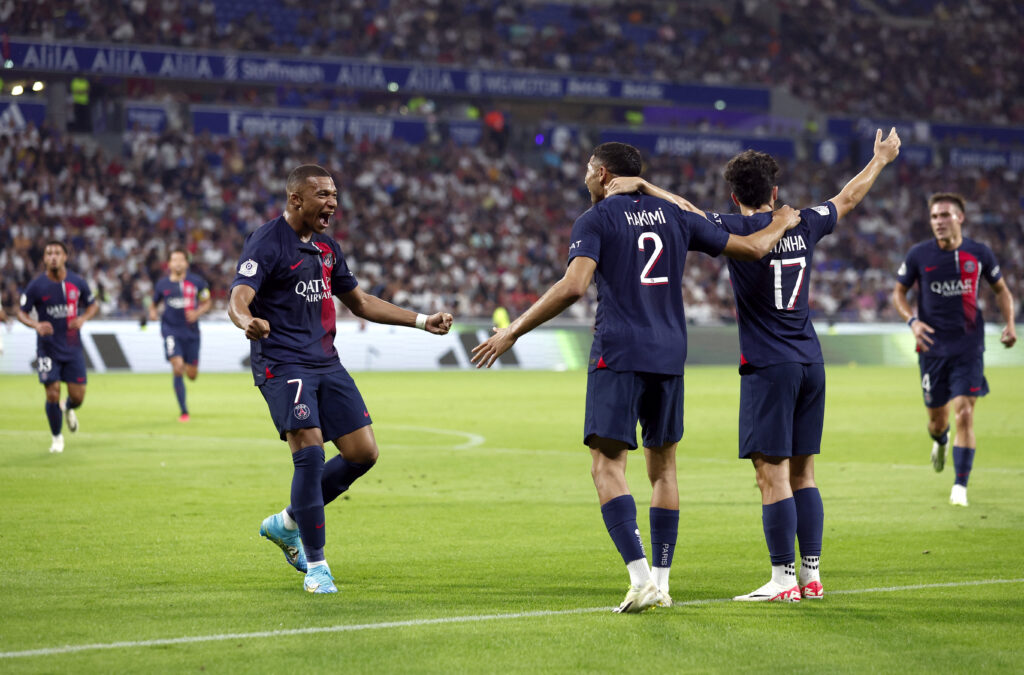 1693774051-2023-09-03T191401Z_996987209_UP1EJ931HFB88_RTRMADP_3_SOCCER-FRANCE-LYO-PSG-REPORT-1024x675.jpg