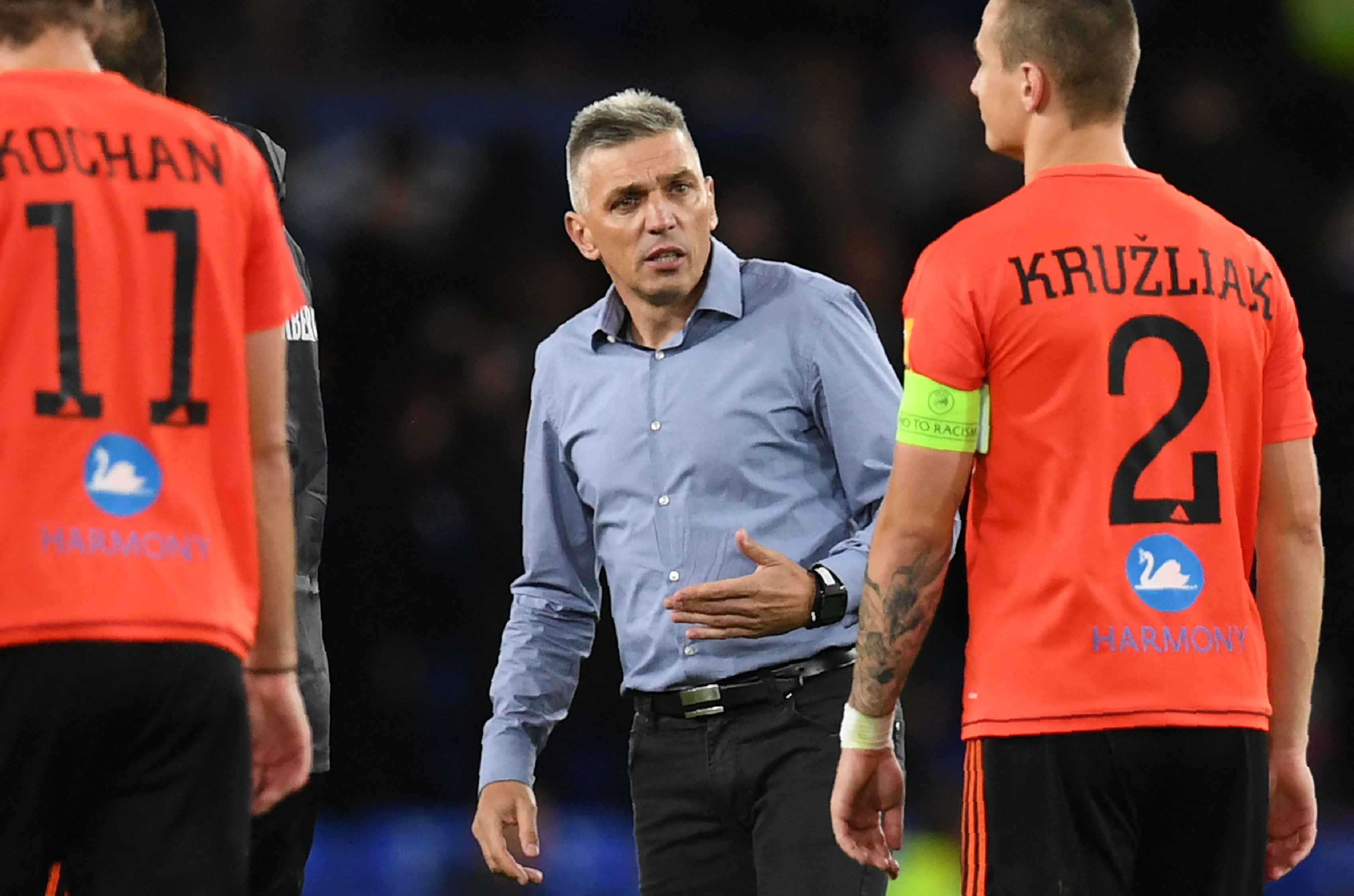 FBL-EUR-C3-EVERTON-RUZOMBEROK