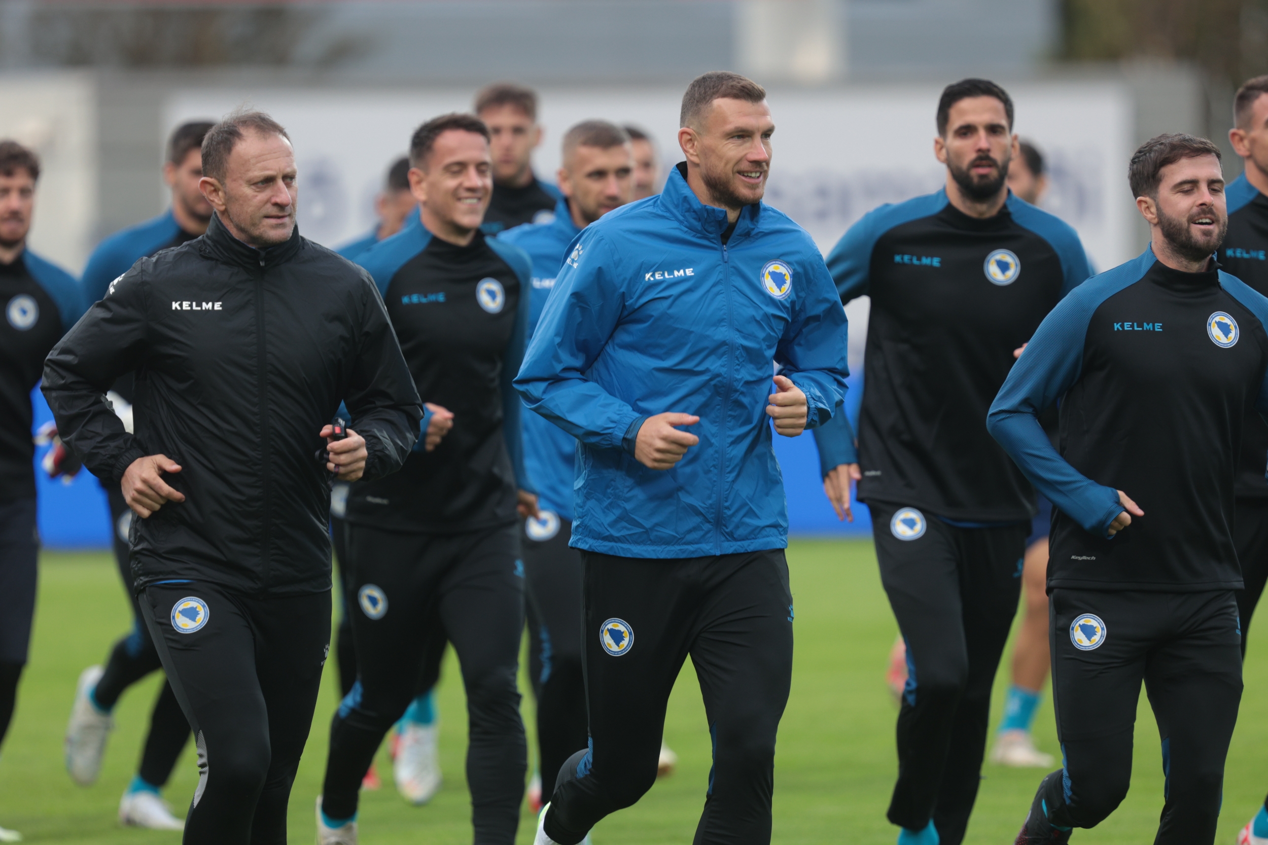 Trening Zmajevi, Island