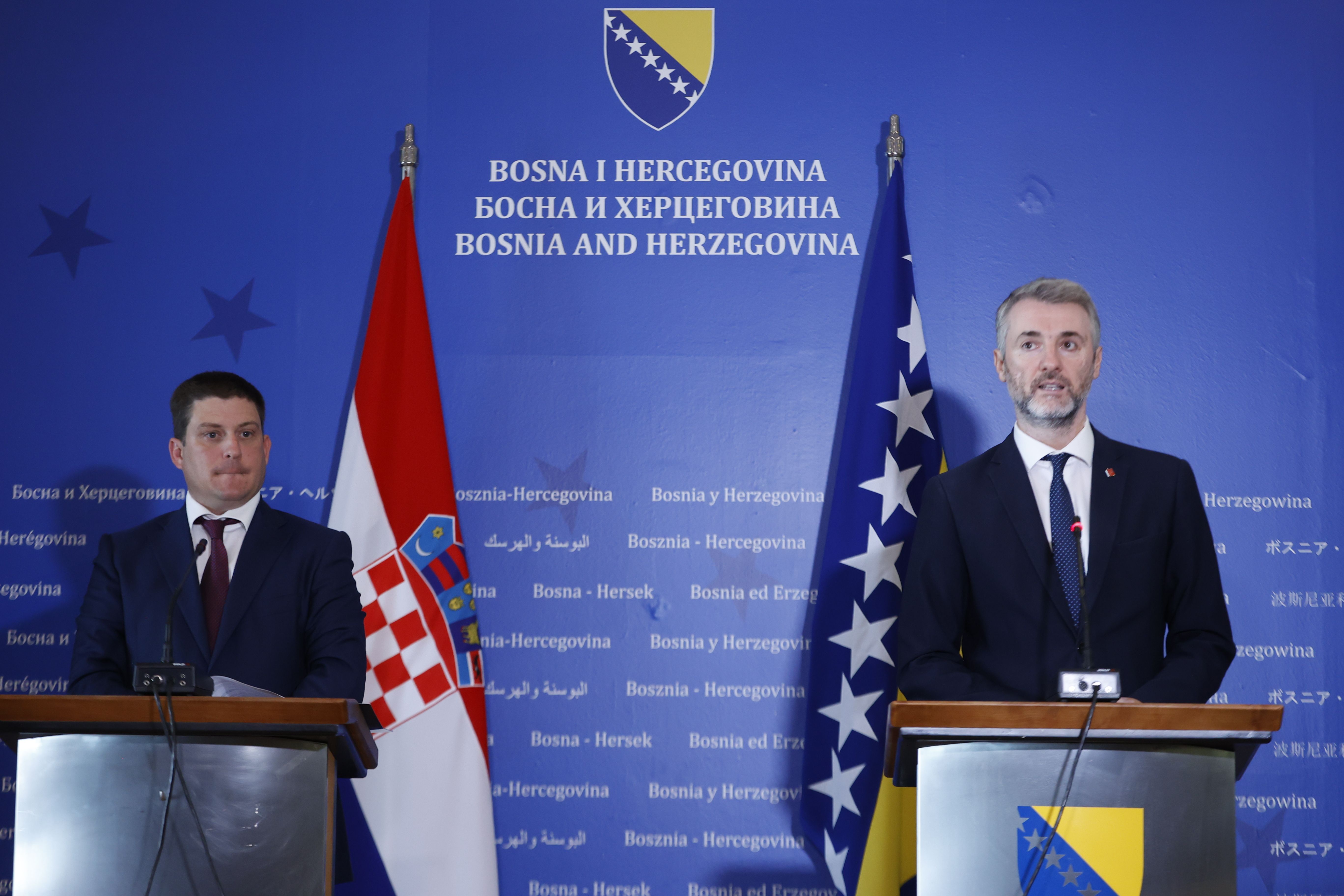 814f74e5831dfa60ca8a1b7c5c95c589