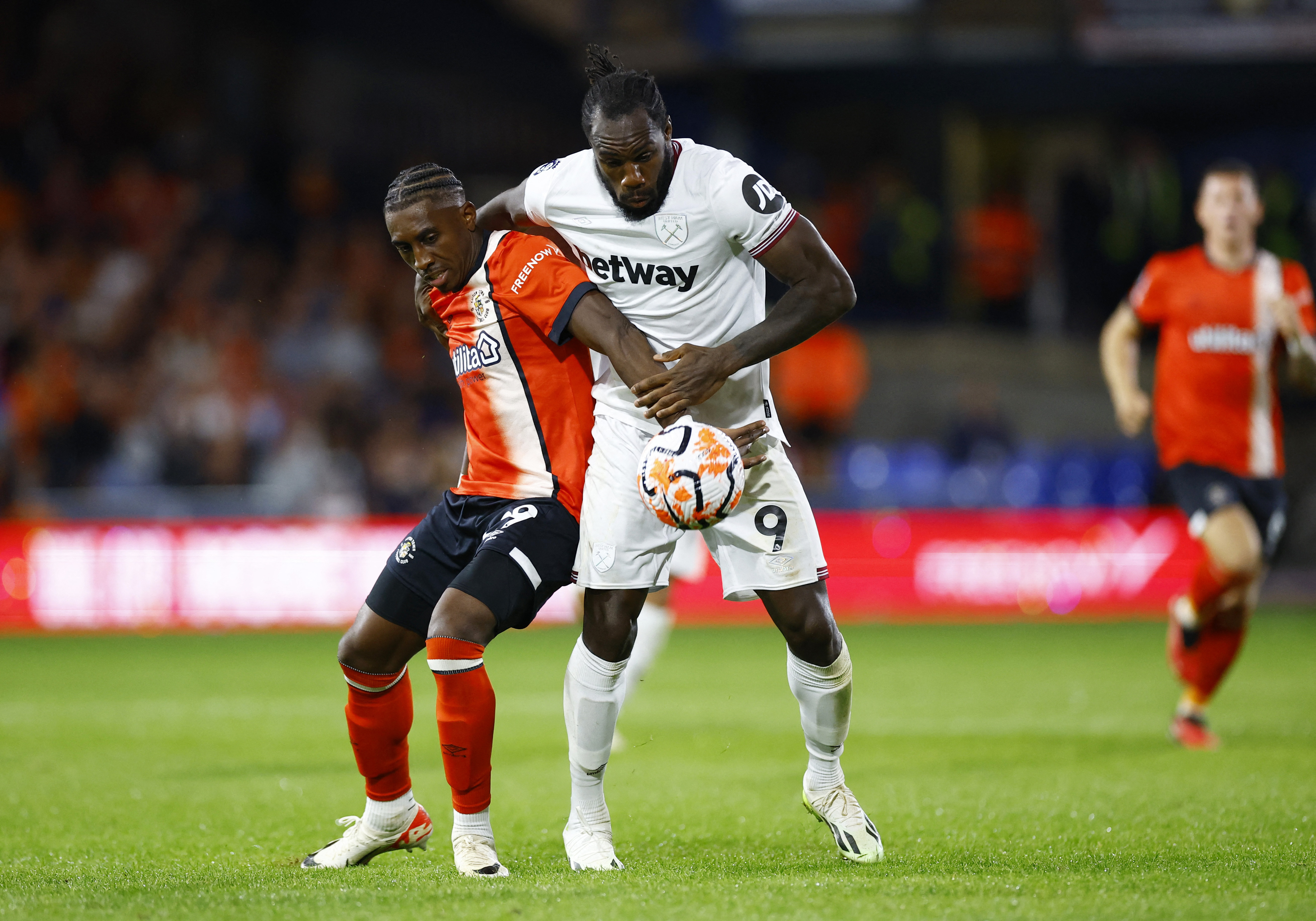 Premier League - Luton Town v West Ham United