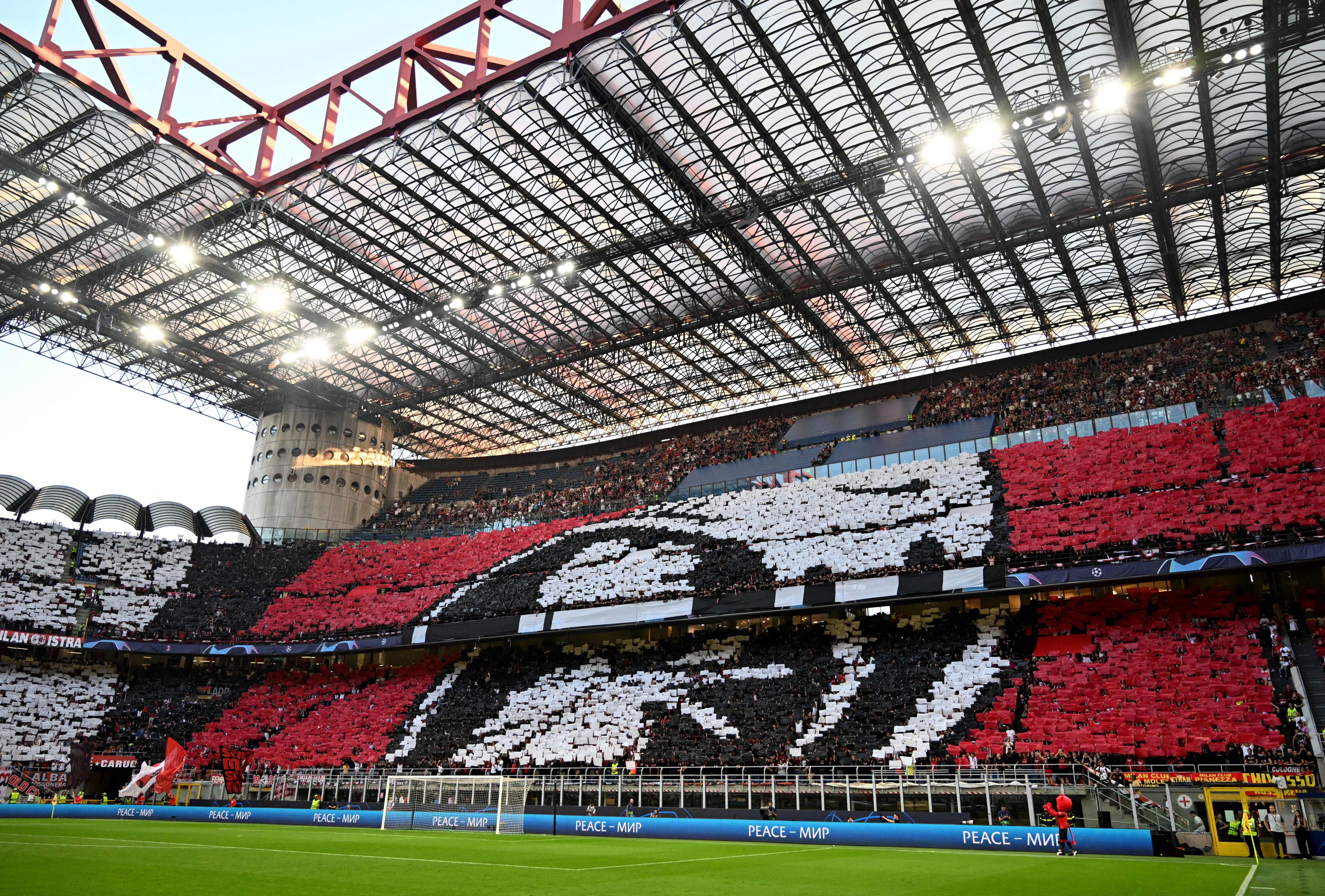 Champions League - Group F - AC Milan v Newcastle United