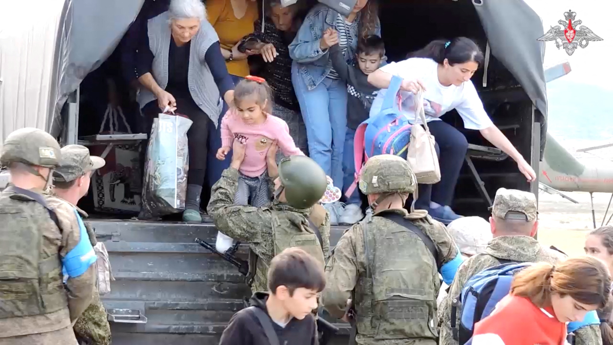 Russian peacekeepers evacuate civilians in Nagorno-Karabakh