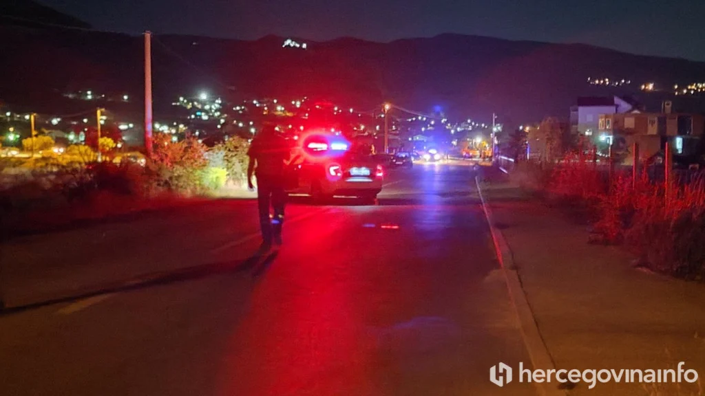 img-b54873388dbfed137b5958ddc26df44a-v