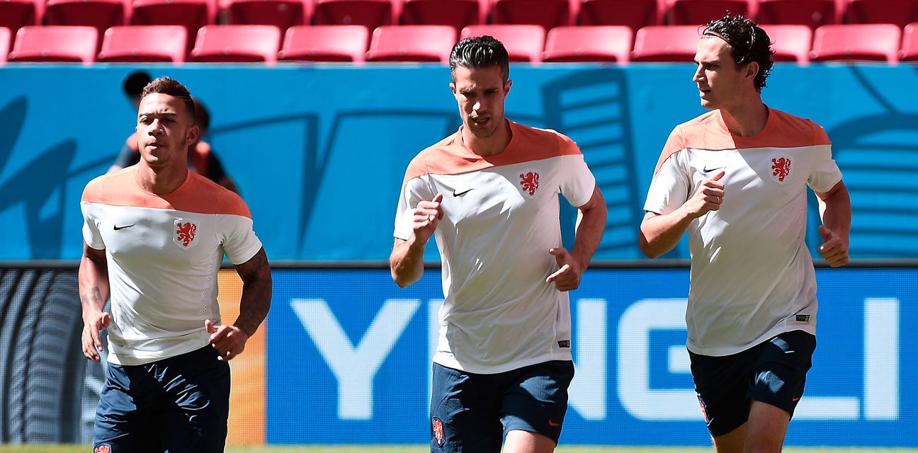62639543-memphis-depay-robin-van-persie-i-daryl-janmaat