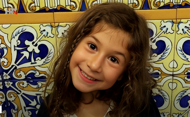 9f7b4ec3-35ad-4737-afe8-83a42bc04c60 (1)