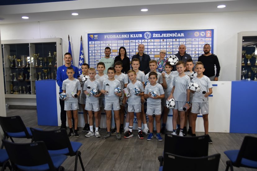 385439654_307613945199028_9034698489337943395_n