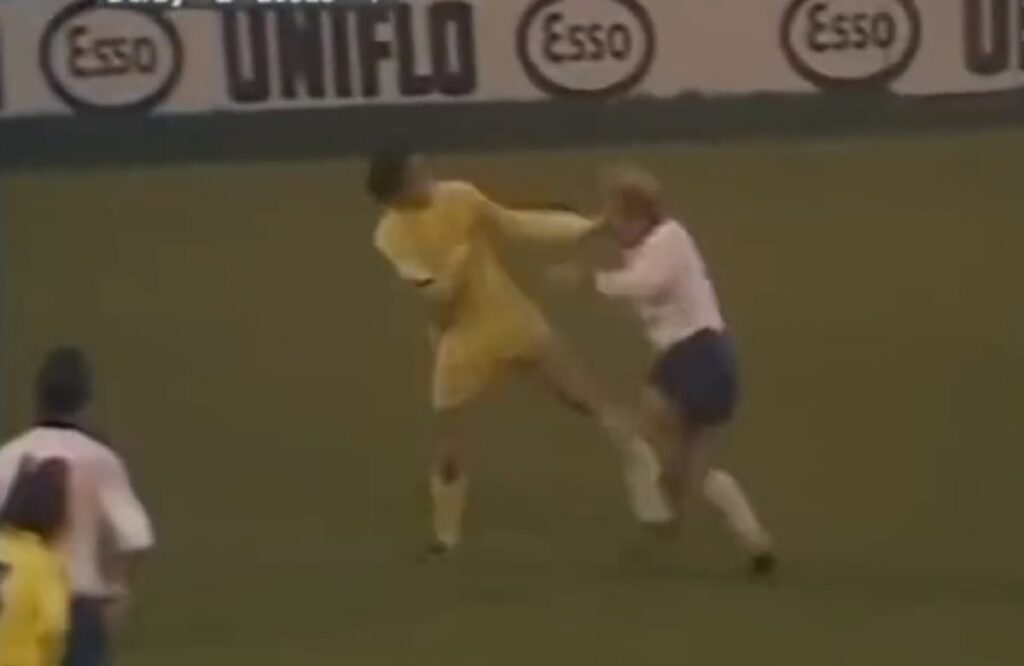 1696349404-1696346707-print-screen-Derby-Leeds-1024x666.jpg
