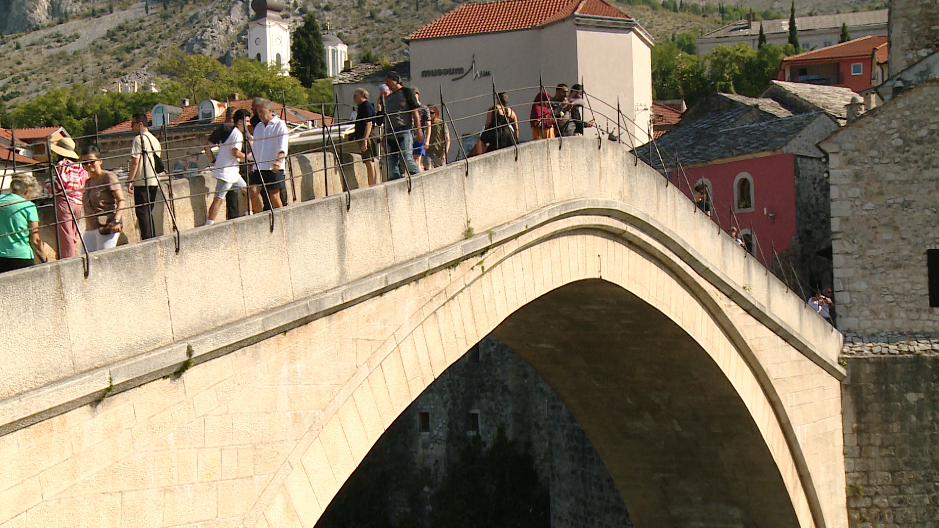 Stari most turisti