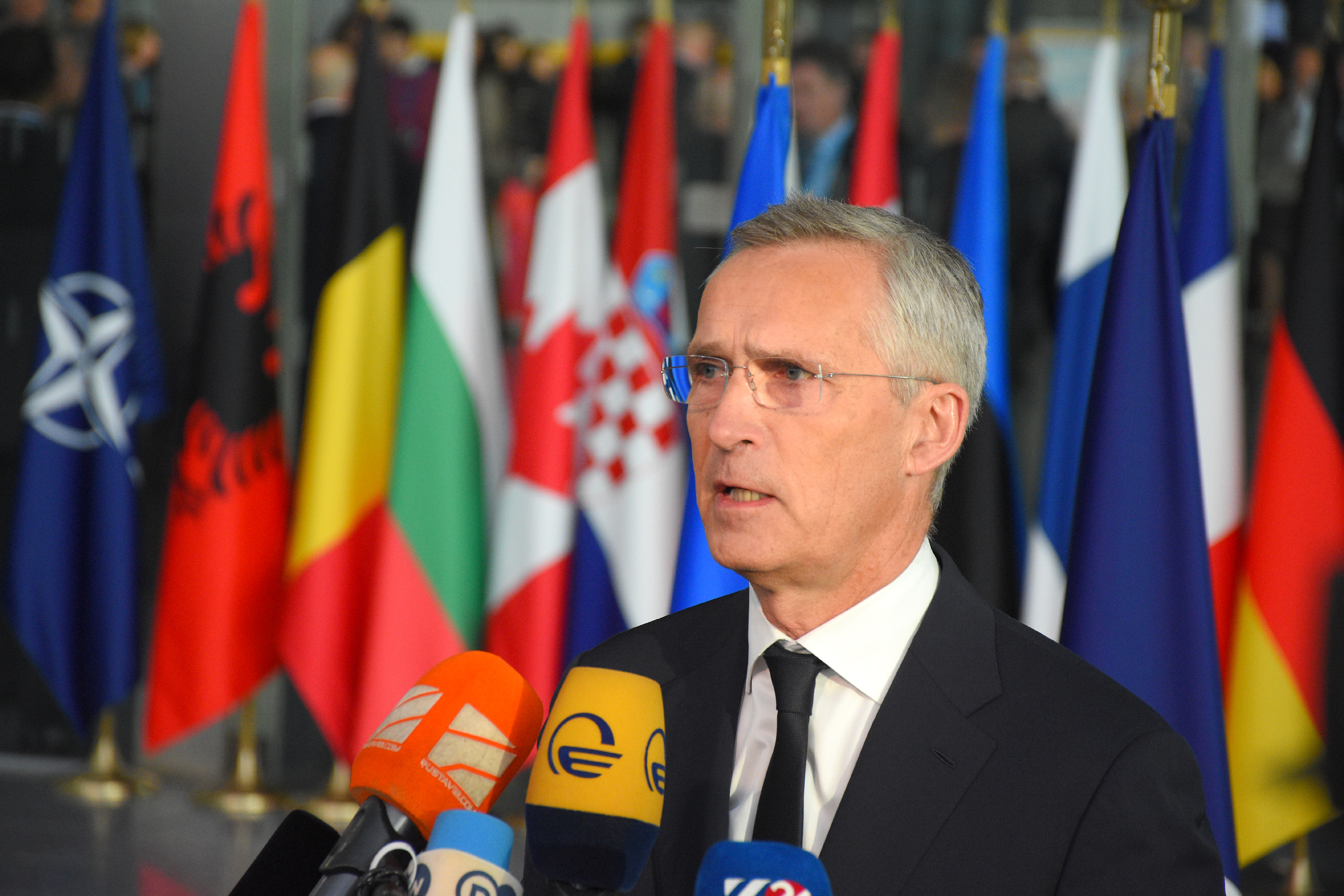 Brisel: Jens Stoltenberg i Volodymyr Zelenskyy na konferenciji za novinare