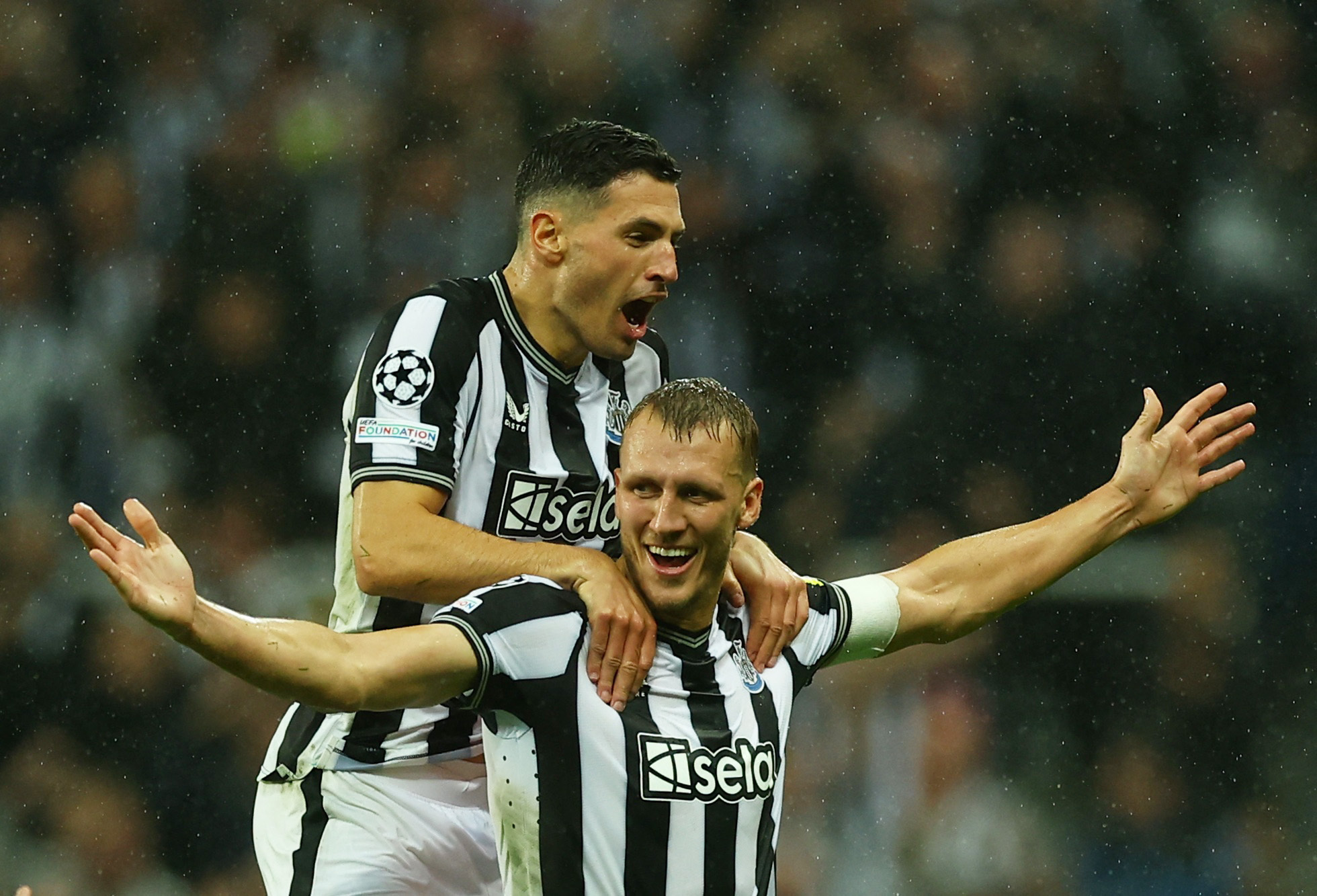 Champions League - Group F - Newcastle United v Paris St Germain