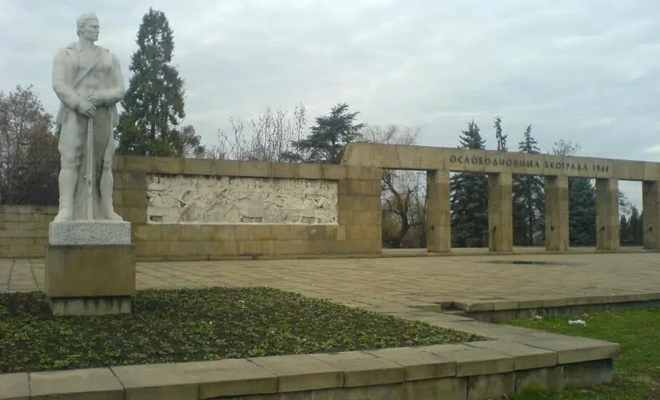 1280px-Groblje_oslobodilaca_beograda_1944-e1665323624852-925x560-1