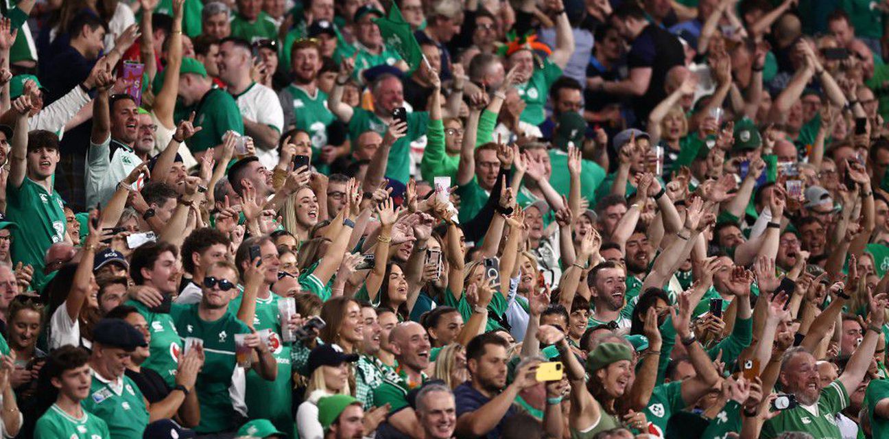 62657840-irski-navijaci