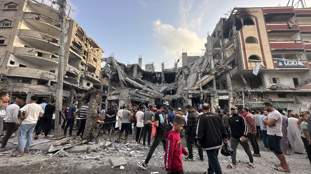 Israeli airstrikes continue on the 16th day in Gaza