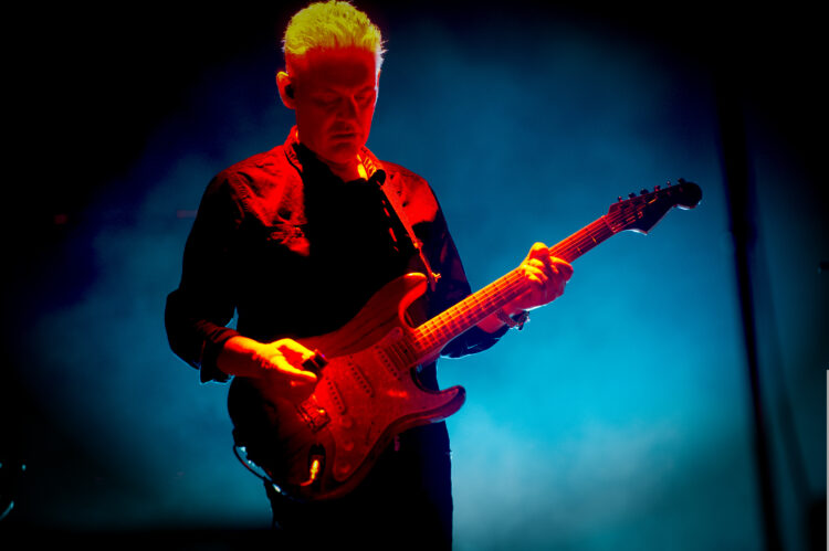 1698151850-1698148663-Massive-Attack-750x499