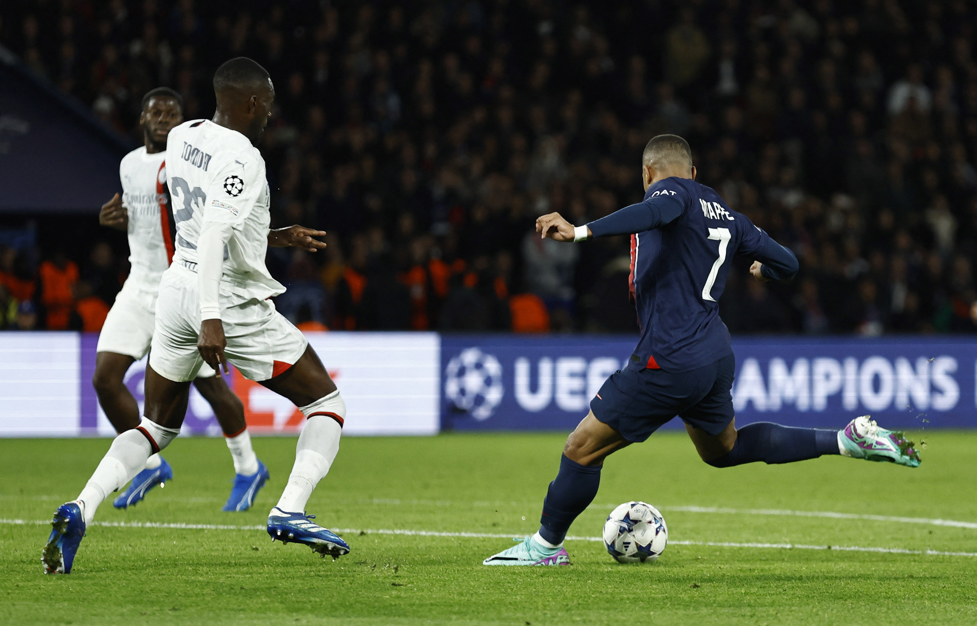 Champions League - Group F - Paris St Germain v AC Milan