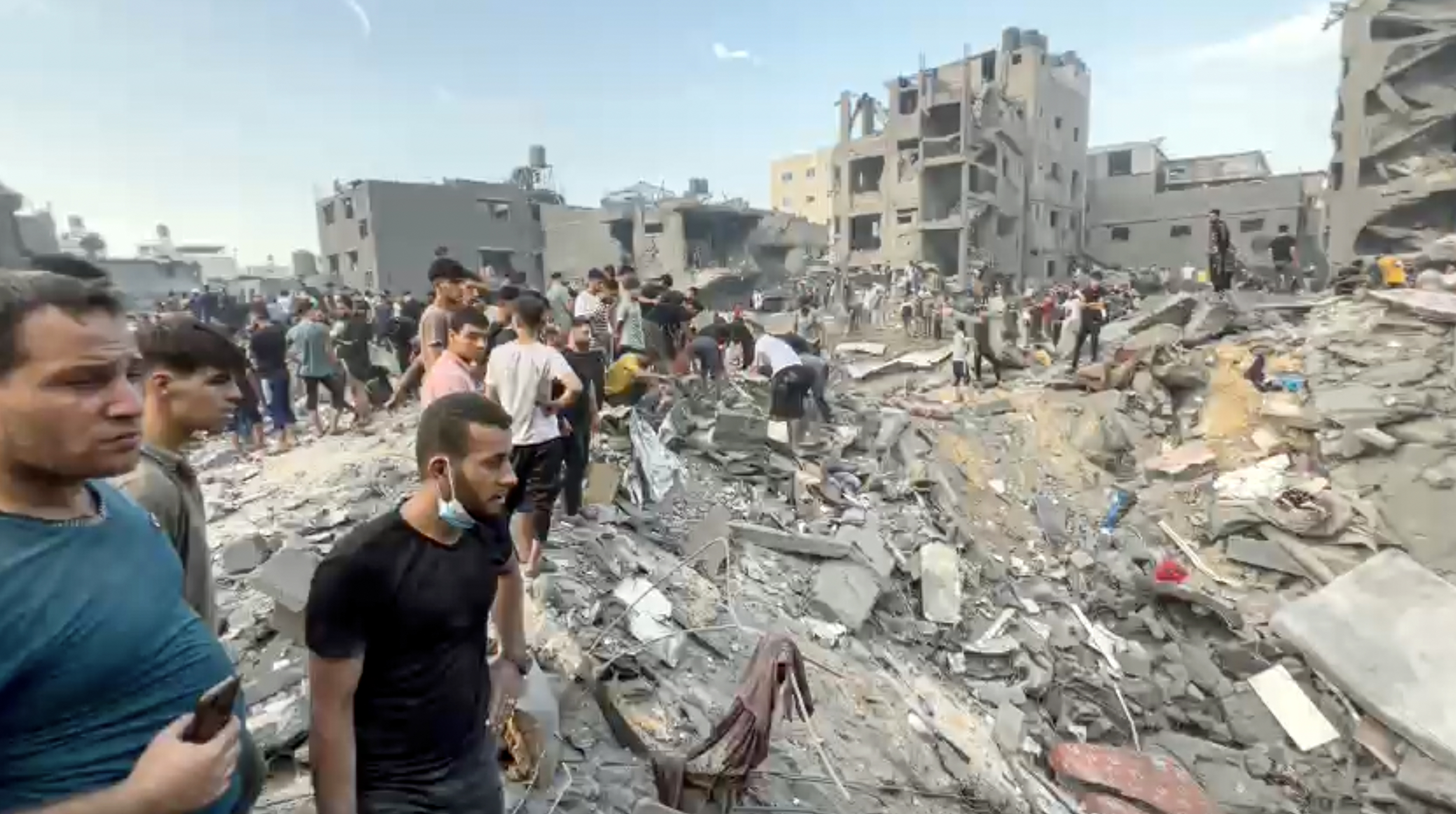 U izraelskom napadu na kamp Jabalia u Gazi ubijeno najmanje 100 ljudi