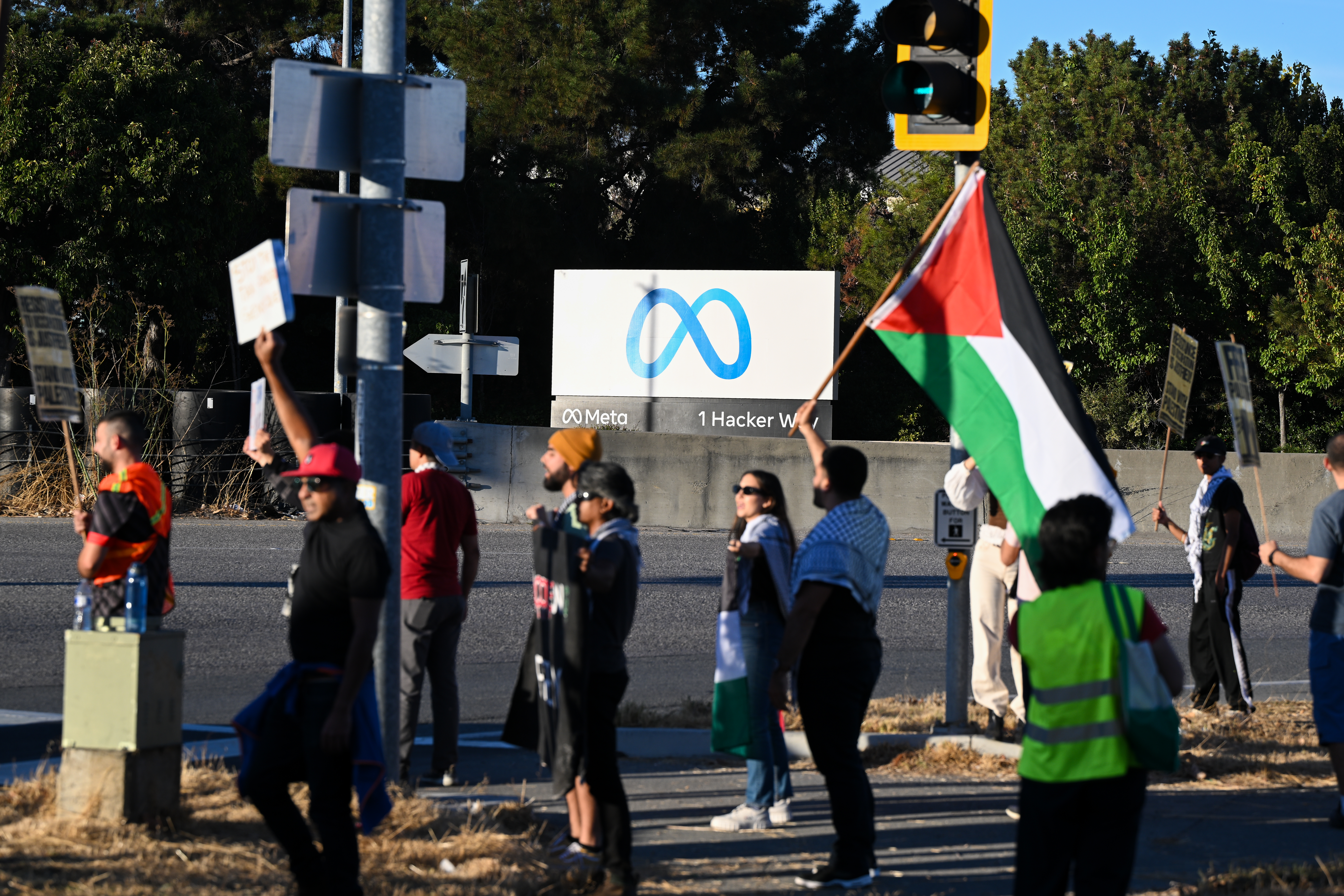 SAD: Protest ispred sjedišta Mete zbog cenzure sadržaja u Palestini