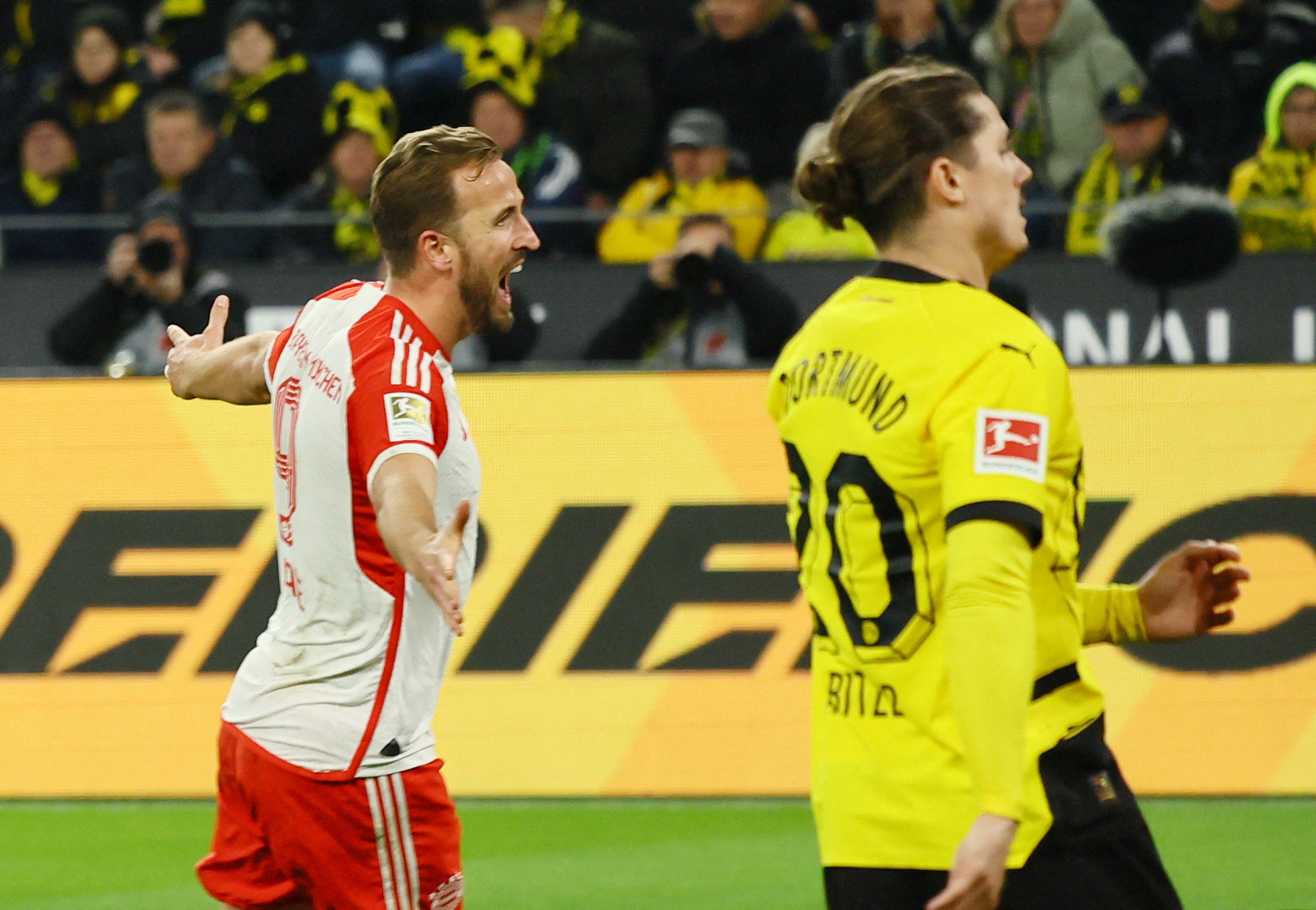 Bundesliga - Borussia Dortmund v Bayern Munich