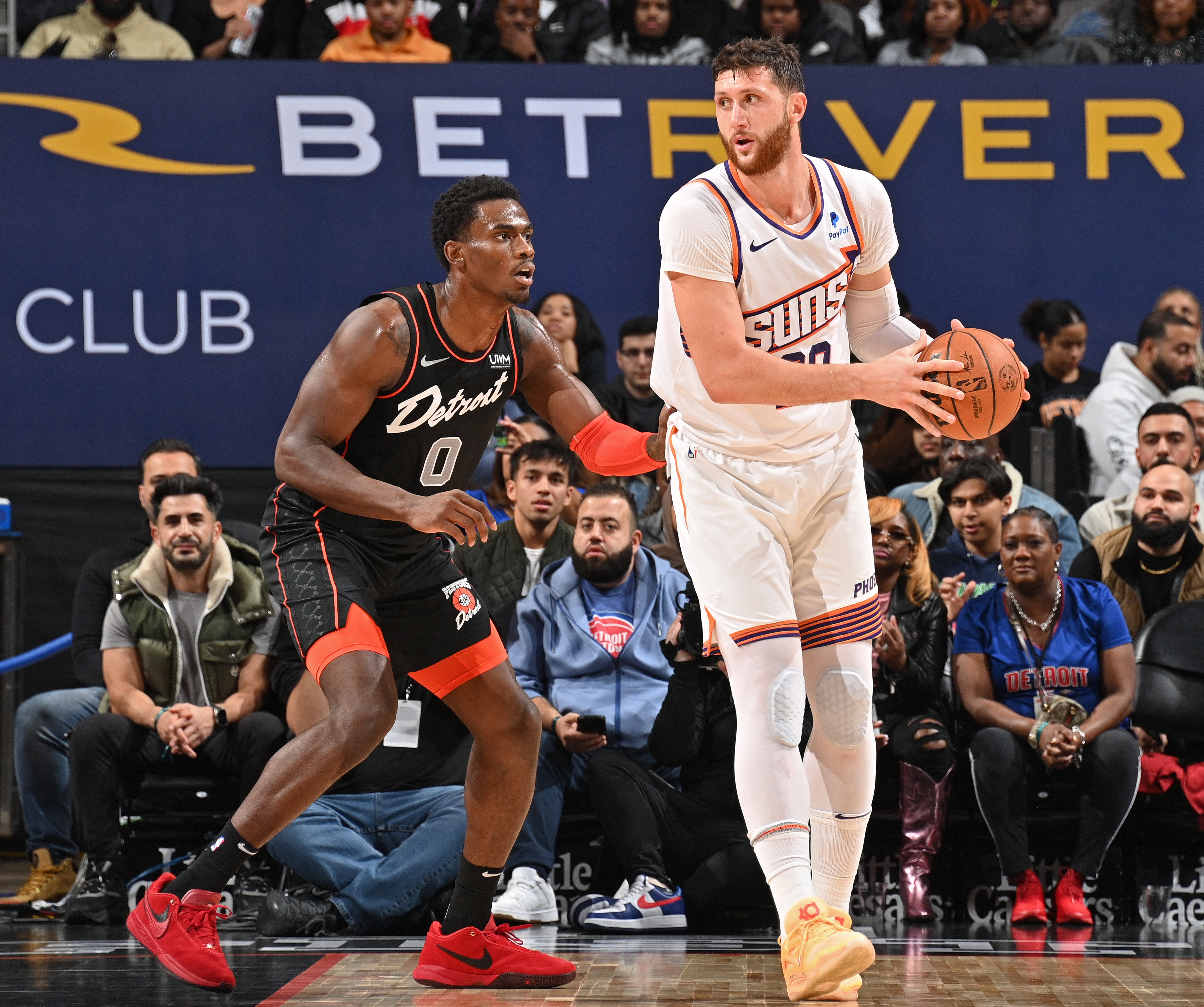 Phoenix Suns v Detroit Pistons