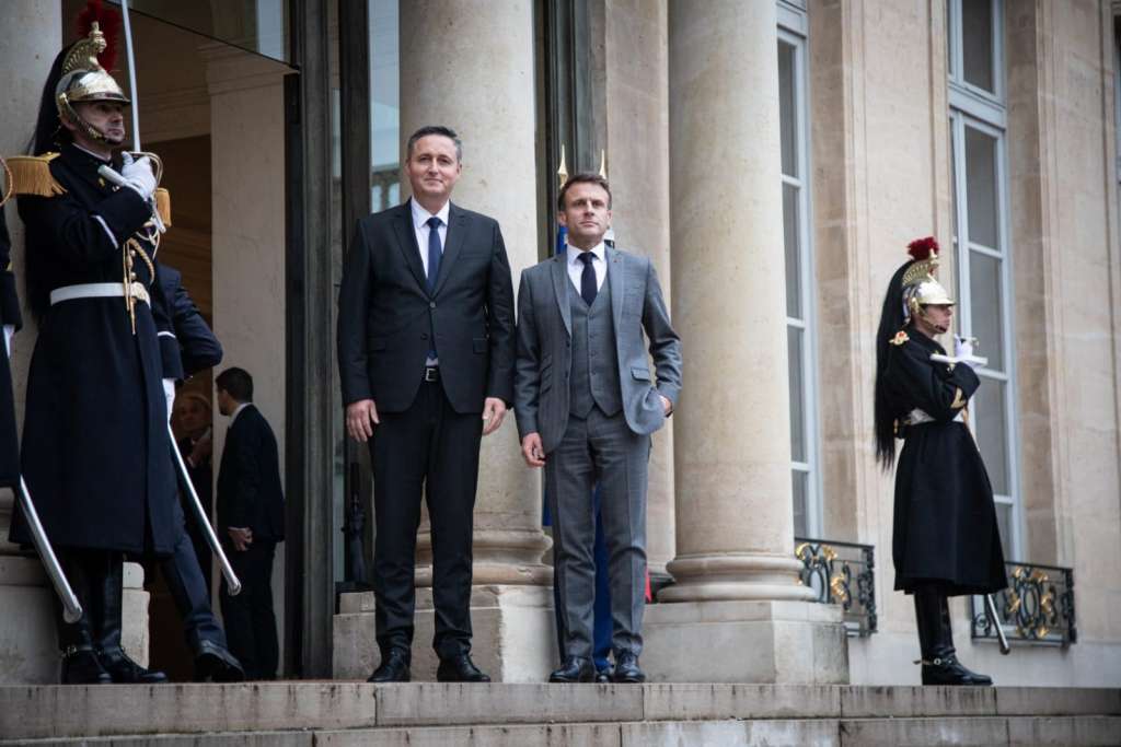 Becirovic-macron.l_5412ebea1f81b19832f96a04ca94c4f6