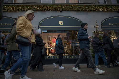 Germany Faces Economic Downturn as Berlin Displays Resilience with Festive Spirit